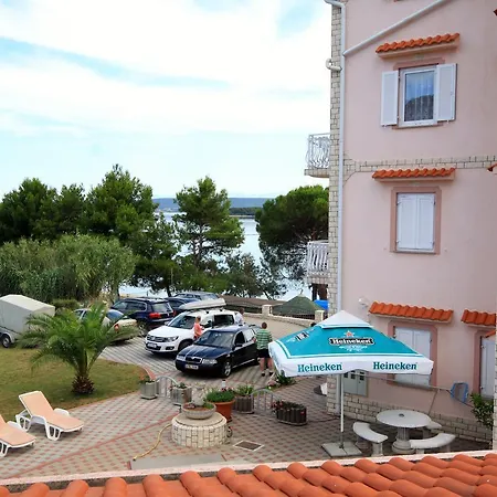 Kraj 334g Apartment Dobropoljana